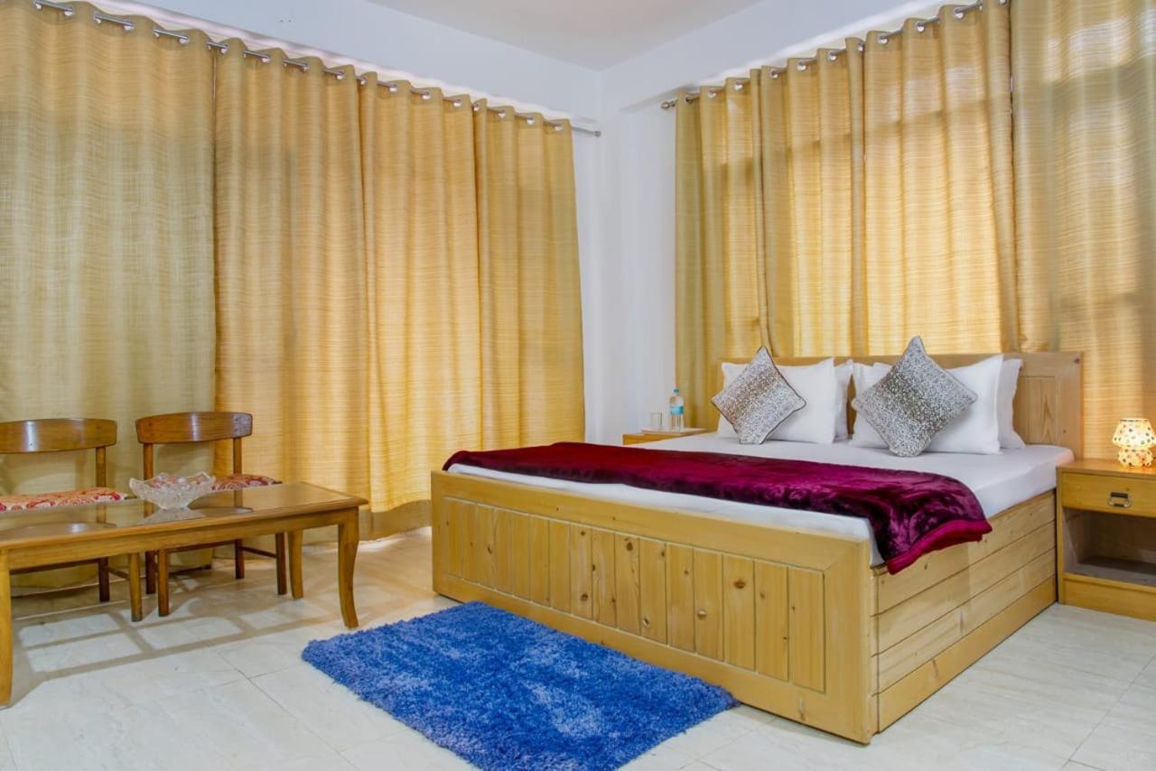The Western Heights I Serviced Apartments I Pvt Balcony I Lift I Peacefull Area I Family Accomodation I Kasauli I By Exotic Stays Eksteriør bilde