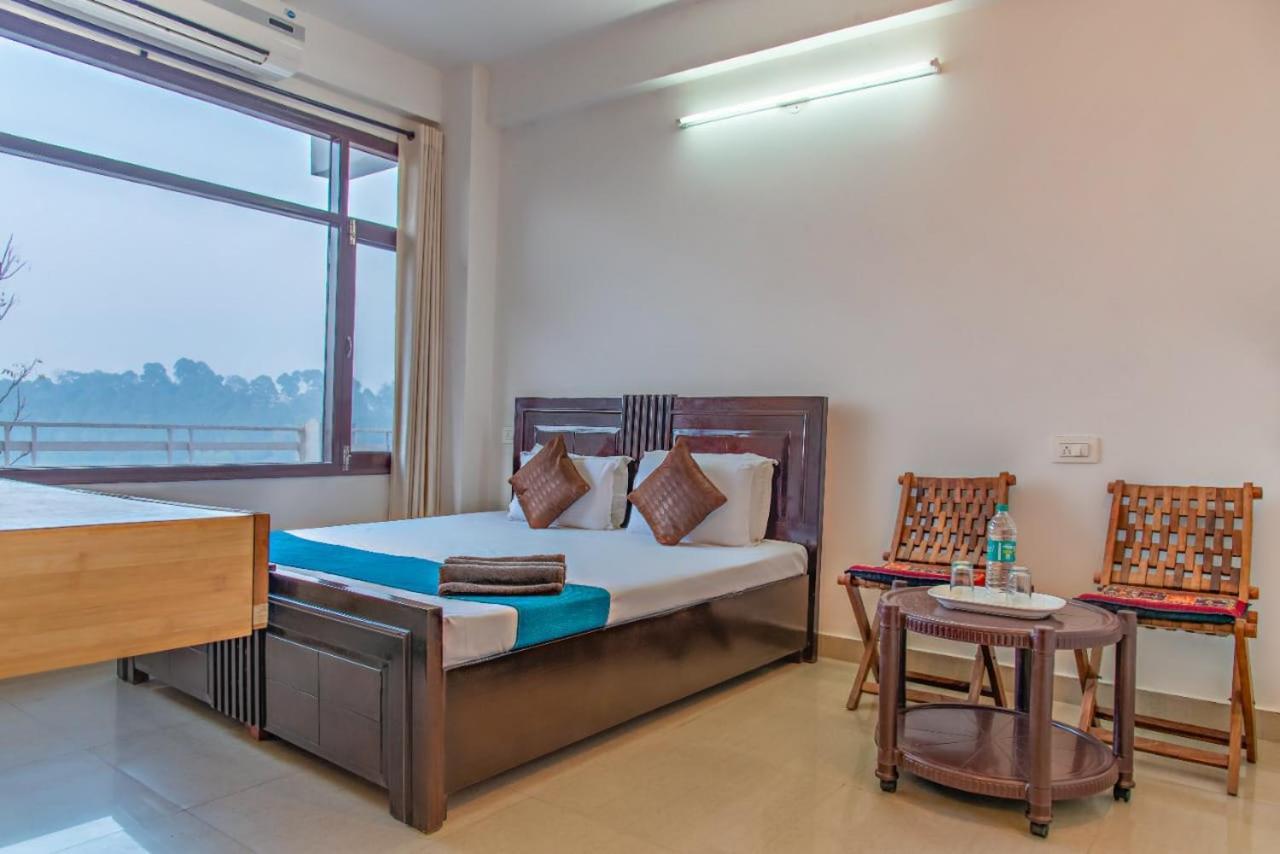The Western Heights I Serviced Apartments I Pvt Balcony I Lift I Peacefull Area I Family Accomodation I Kasauli I By Exotic Stays Eksteriør bilde
